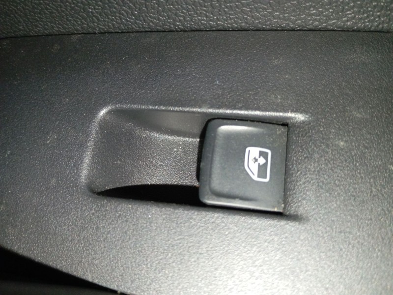 Recambio de mando elevalunas delantero derecho para volkswagen t-cross (c11, d31) 1.0 tsi referencia OEM IAM   