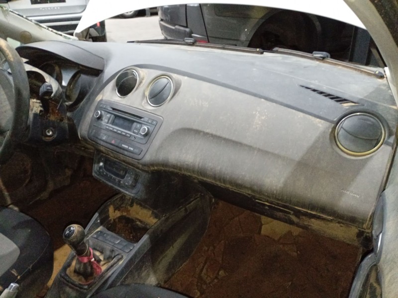 Recambio de salpicadero para seat ibiza iv (6j5, 6p1) 1.6 tdi referencia OEM IAM   