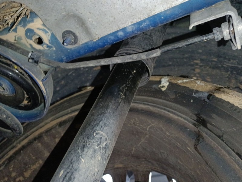 Recambio de amortiguador trasero derecho para kia rio iv (yb, sc, fb) 1.2 cvvt referencia OEM IAM   