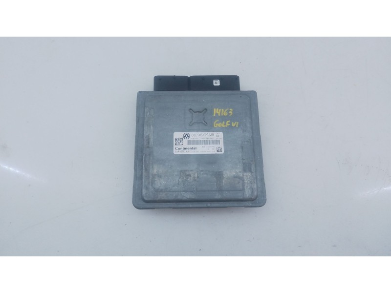 Recambio de centralita motor uce para volkswagen golf vi (5k1) 1.6 tdi referencia OEM IAM   