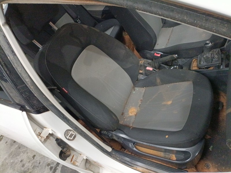 seat ibiza iv (6j5, 6p1) del año 2015