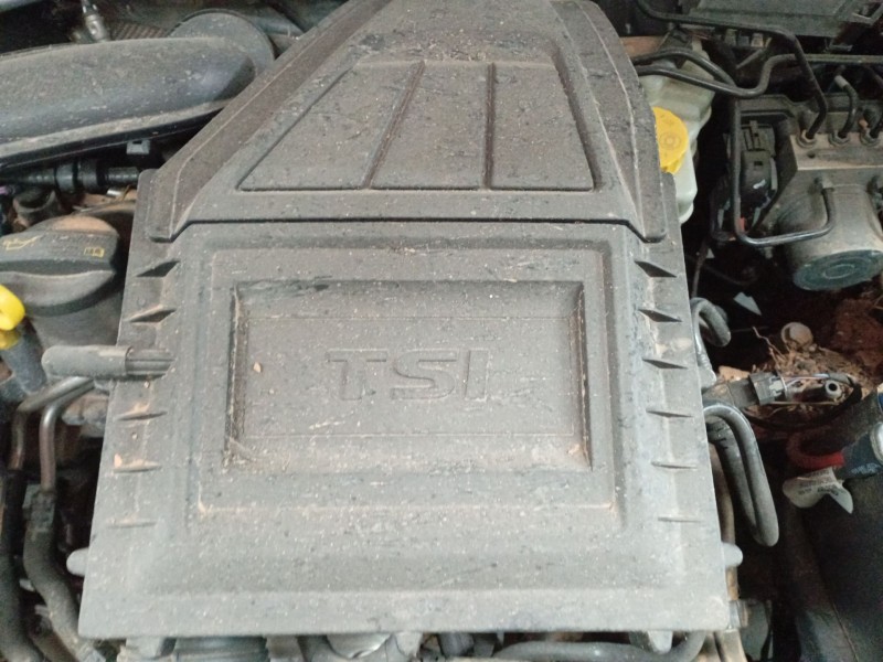 Recambio de filtro aire para seat ibiza iv (6j5, 6p1) 1.0 tsi referencia OEM IAM   