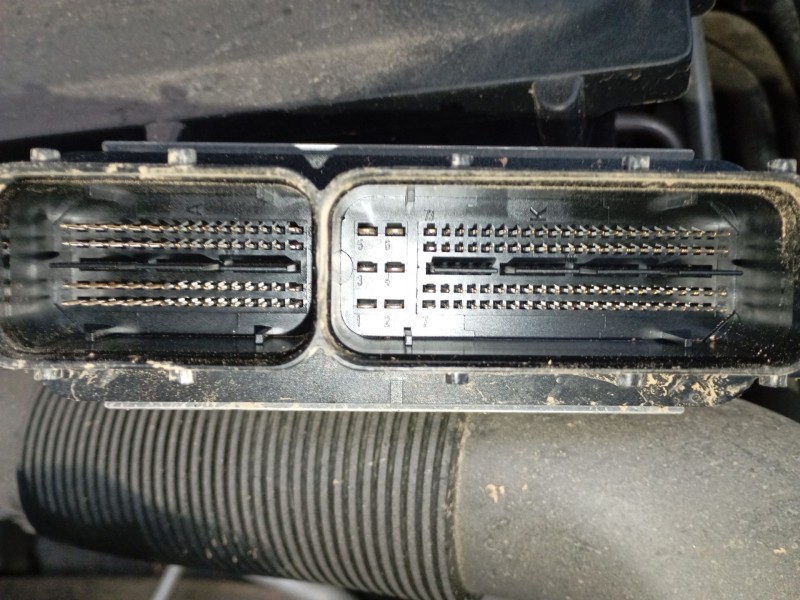 Recambio de centralita motor uce para seat ibiza iv (6j5, 6p1) 1.0 tsi referencia OEM IAM 04C907309AE 0261S10530 