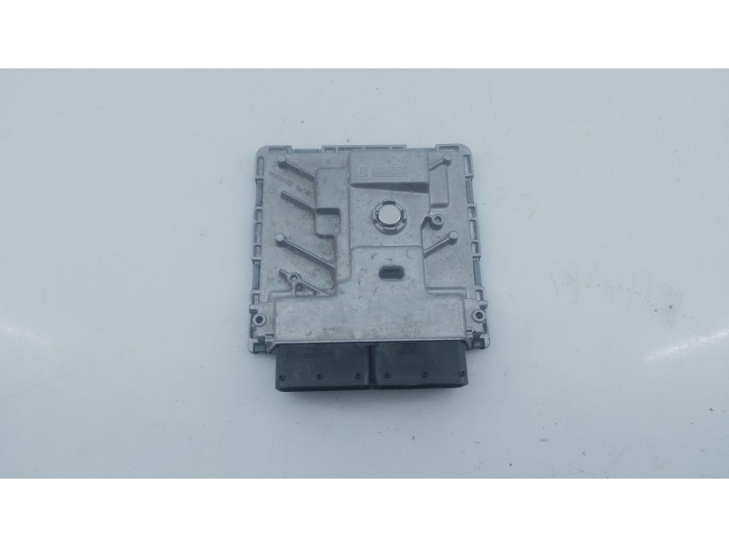 Recambio de centralita motor uce para audi q5 (fyb, fyg) 55 tfsi e quattro referencia OEM IAM 06N907425 A3C086886000003 