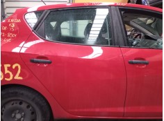 PUERTA TRASERA DERECHA 