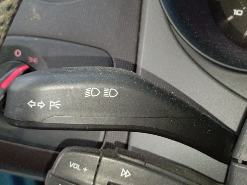 Recambio de mando intermitentes para seat ibiza iv (6j5, 6p1) 1.9 tdi referencia OEM IAM   