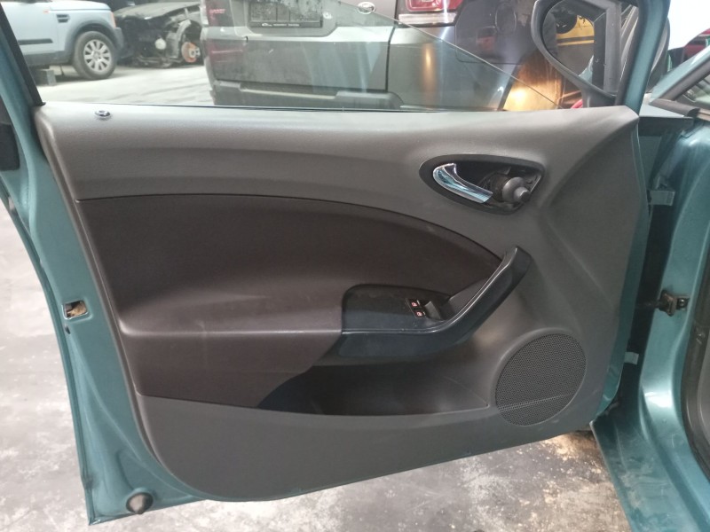 Recambio de guarnecido puerta delantera izquierda para seat ibiza iv (6j5, 6p1) 1.9 tdi referencia OEM IAM   