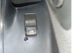 MANDO ELEVALUNAS DELANTERO DERECHO 