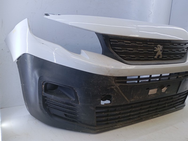 Recambio de paragolpes delantero para peugeot partner furgoneta/monovolumen (k9) 1.5 bluehdi 100 referencia OEM IAM   