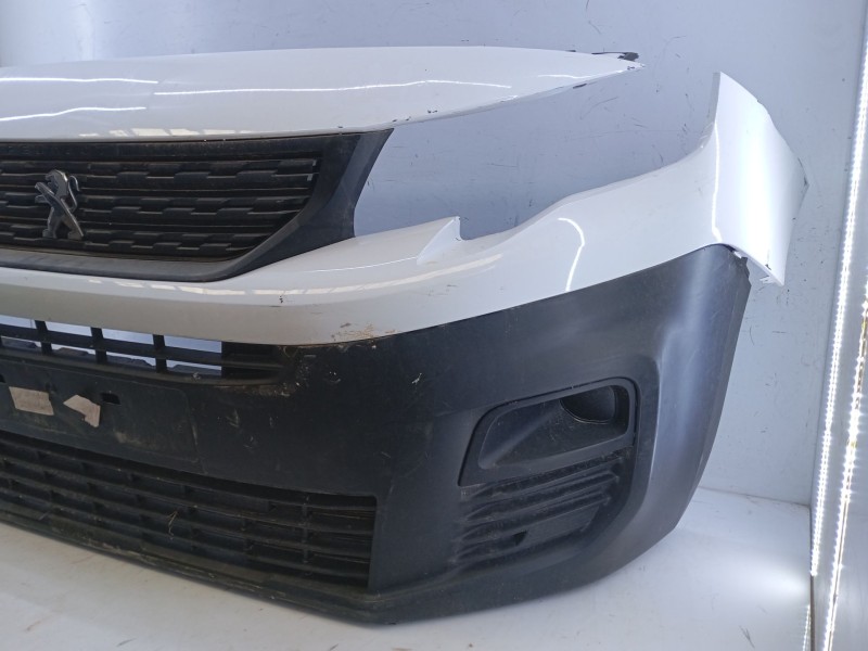 Recambio de paragolpes delantero para peugeot partner furgoneta/monovolumen (k9) 1.5 bluehdi 100 referencia OEM IAM   