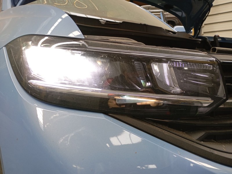 Recambio de faro derecho xenon para volkswagen t-cross (c11, d31) 1.0 tsi referencia OEM IAM   