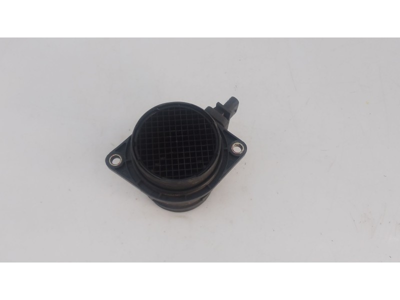 Recambio de caudalimetro para kia cee´d (jd) 1.4 crdi 90 referencia OEM IAM 9021050002 281642A500 