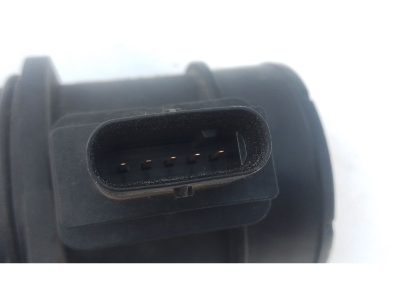 Recambio de caudalimetro para kia cee´d (jd) 1.4 crdi 90 referencia OEM IAM 9021050002 281642A500 