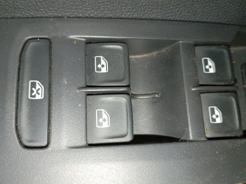 Recambio de mando elevalunas delantero izquierdo para volkswagen t-cross (c11, d31) 1.0 tsi referencia OEM IAM   