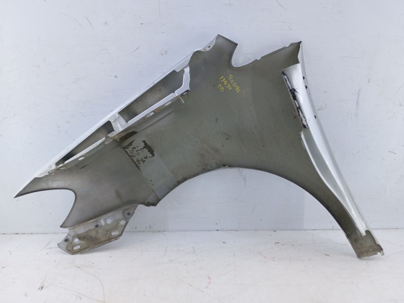 Recambio de aleta delantera derecha para volkswagen touran (1t1, 1t2) 1.9 tdi referencia OEM IAM   E4-B3-7