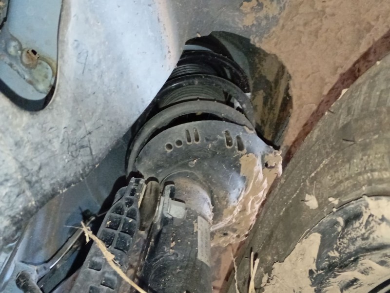 Recambio de amortiguador delantero izquierdo para volkswagen t-cross (c11, d31) 1.0 tsi referencia OEM IAM   