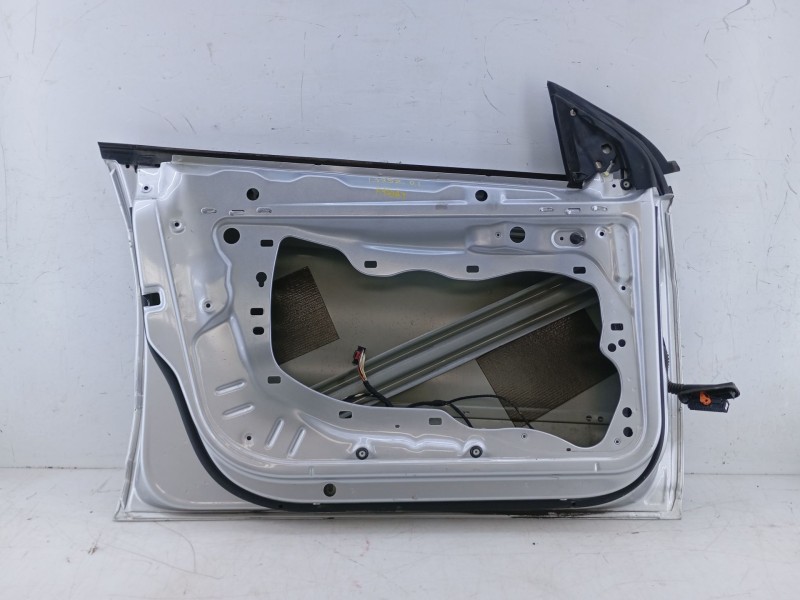 Recambio de puerta delantera izquierda para volkswagen passat cc passat cc referencia OEM IAM   