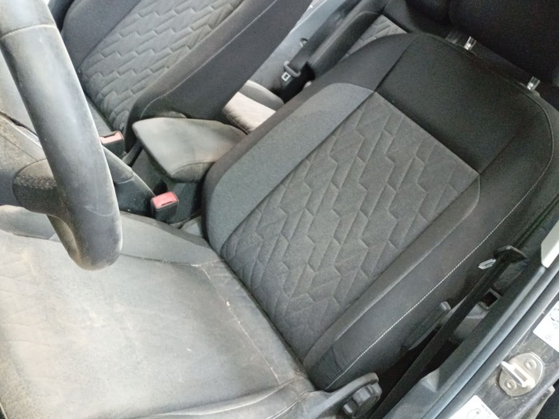 volkswagen t-cross (c11, d31) del año 2024