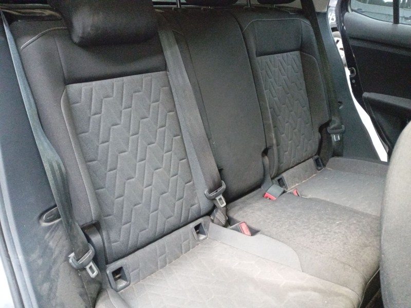 volkswagen t-cross (c11, d31) del año 2024