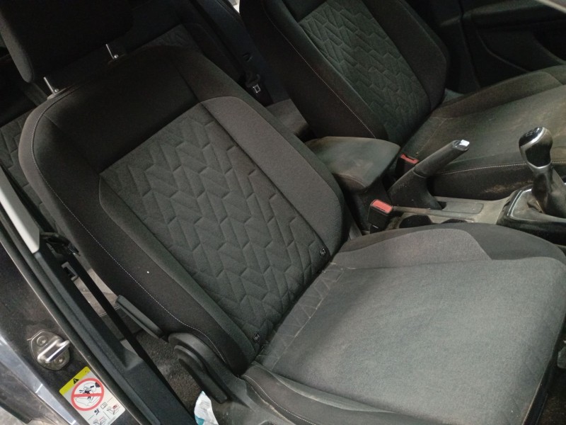 volkswagen t-cross (c11, d31) del año 2024