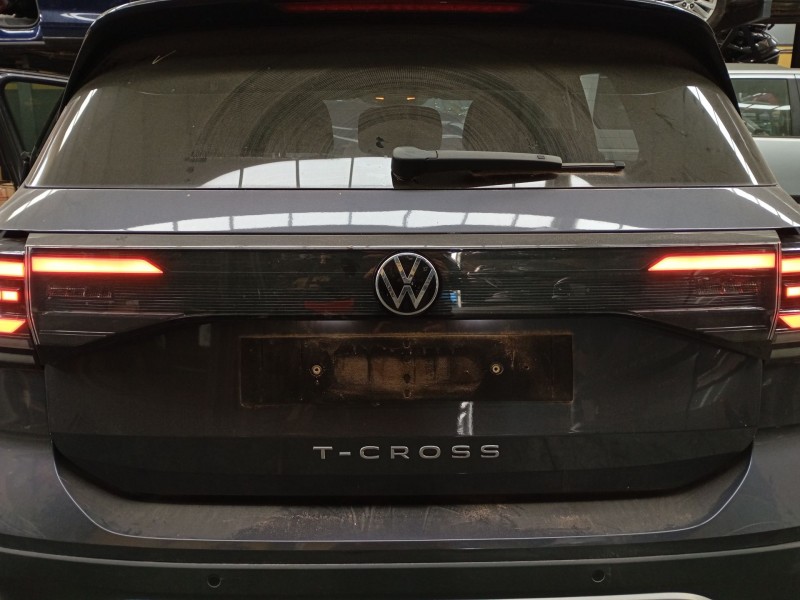 Recambio de piloto trasero central para volkswagen t-cross (c11, d31) 1.0 tsi referencia OEM IAM   