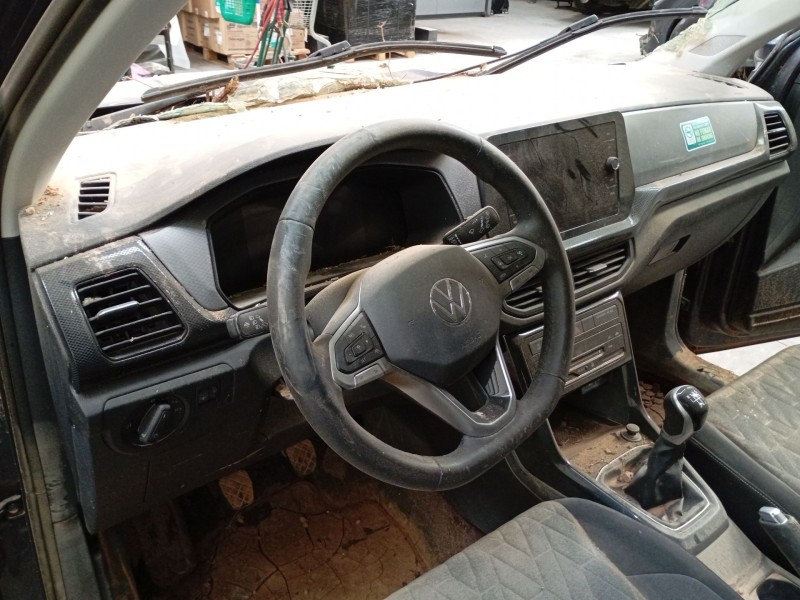 volkswagen t-cross (c11, d31) del año 2024