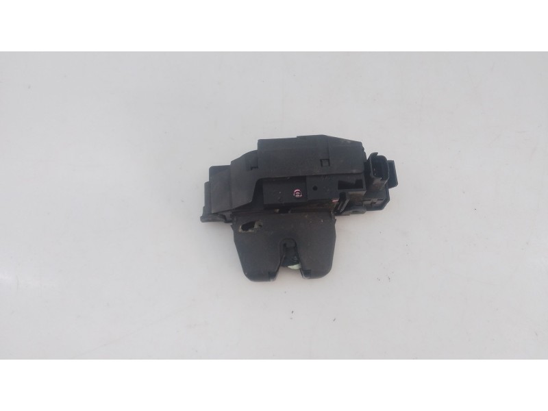 Recambio de cerradura maletero / porton para citroën c3 iii (sx) 1.2 puretech 82 referencia OEM IAM   