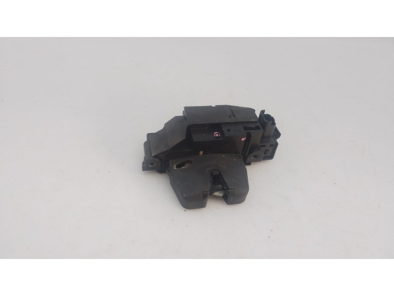 Recambio de cerradura maletero / porton para citroën c3 iii (sx) 1.2 puretech 82 referencia OEM IAM   