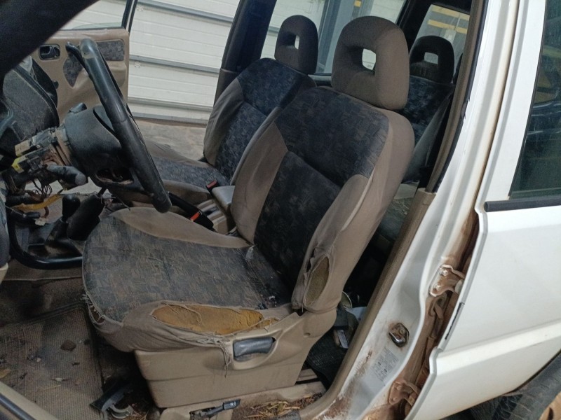 nissan terrano ii (r20) del año 2001