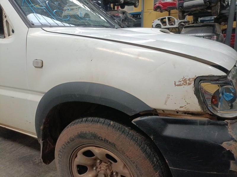 Recambio de aleta delantera derecha para nissan terrano ii (r20) 2.7 tdi 4wd referencia OEM IAM   