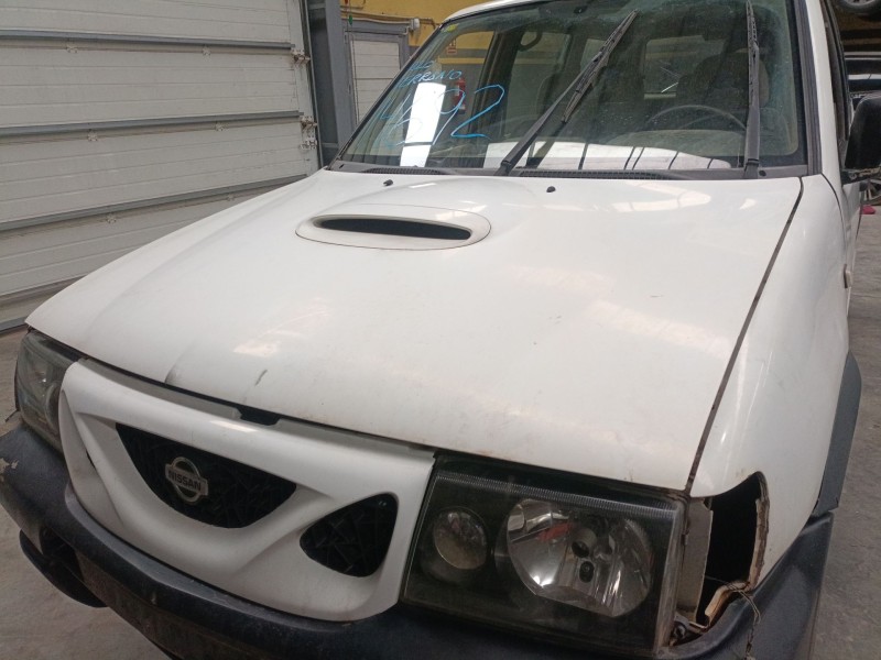 Recambio de capot para nissan terrano ii (r20) 2.7 tdi 4wd referencia OEM IAM   