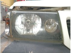 Recambio de faro derecho para nissan terrano ii (r20) 2.7 tdi 4wd referencia OEM IAM   
