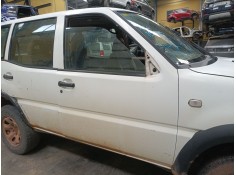 Recambio de puerta delantera derecha para nissan terrano ii (r20) 2.7 tdi 4wd referencia OEM IAM    2