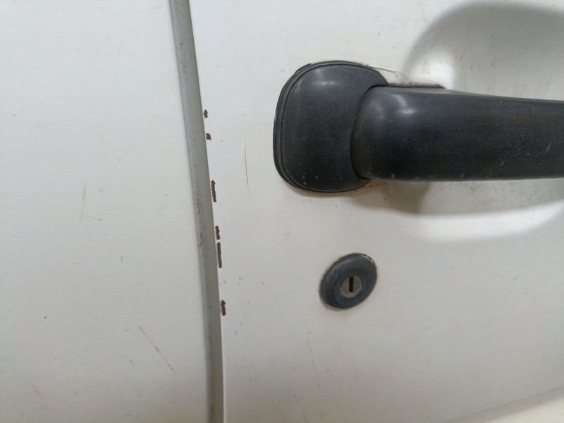 Recambio de puerta delantera derecha para nissan terrano ii (r20) 2.7 tdi 4wd referencia OEM IAM   