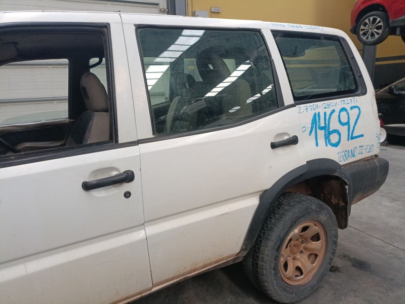 Recambio de puerta trasera izquierda para nissan terrano ii (r20) 2.7 tdi 4wd referencia OEM IAM   