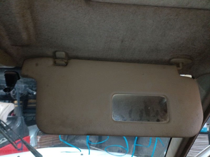 Recambio de parasol derecho para nissan terrano ii (r20) 2.7 tdi 4wd referencia OEM IAM   