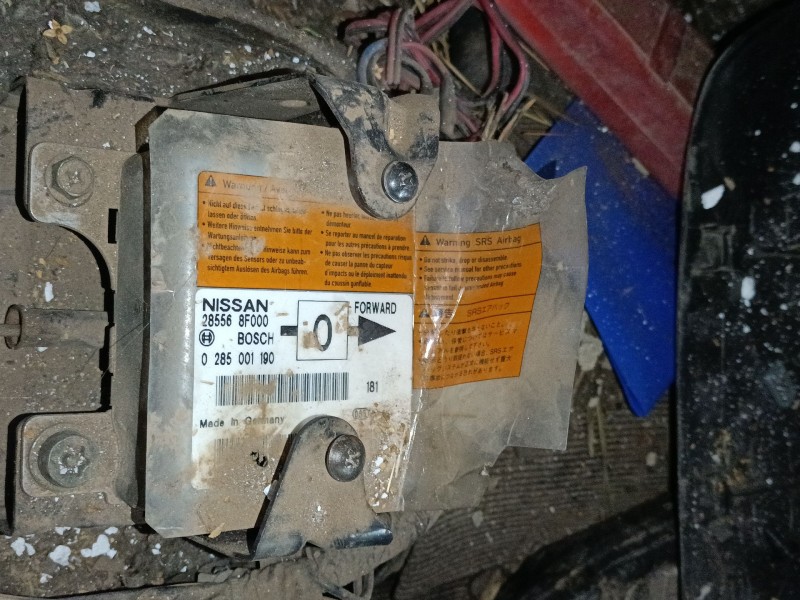 Recambio de centralita airbag para nissan terrano ii (r20) 2.7 tdi 4wd referencia OEM IAM 285568F000 0285001190 