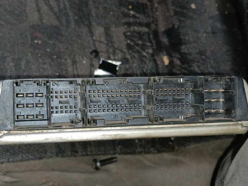 Recambio de centralita motor uce para nissan terrano ii (r20) 2.7 tdi 4wd referencia OEM IAM 237107F404 0281010284 