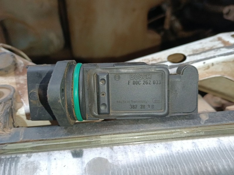 Recambio de caudalimetro para nissan terrano ii (r20) 2.7 tdi 4wd referencia OEM IAM F00C2G2033 387283B 