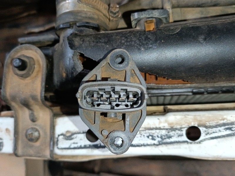 Recambio de caudalimetro para nissan terrano ii (r20) 2.7 tdi 4wd referencia OEM IAM F00C2G2033 387283B 