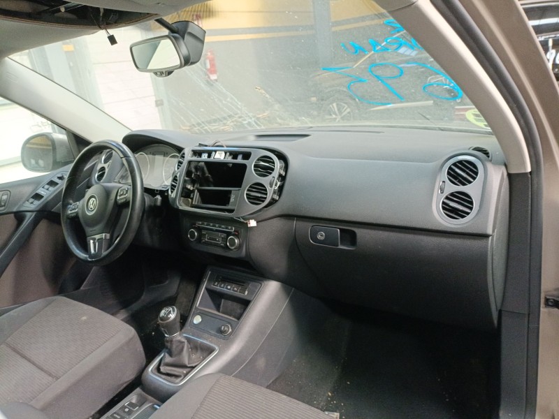 volkswagen tiguan (5n_) del año 2014