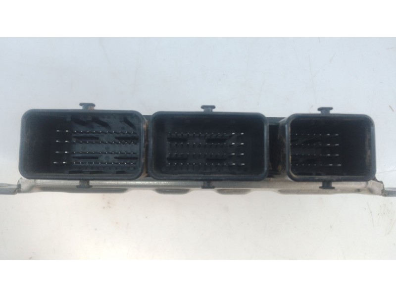 Recambio de centralita motor uce para renault clio iv (bh_) 1.2 16v referencia OEM IAM 237108979R A2C11660800 