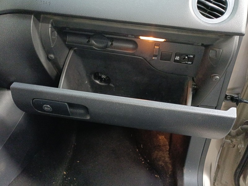 Recambio de guantera para volkswagen tiguan (5n_) 2.0 tdi referencia OEM IAM   