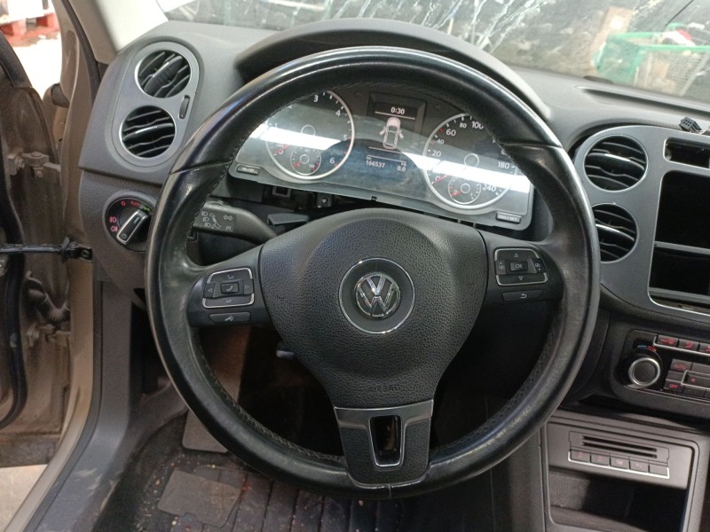 Recambio de volante para volkswagen tiguan (5n_) 2.0 tdi referencia OEM IAM   
