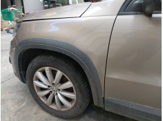 Recambio de aleta delantera izquierda para volkswagen tiguan (5n_) 2.0 tdi referencia OEM IAM    2