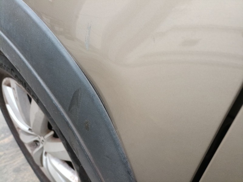 Recambio de aleta delantera izquierda para volkswagen tiguan (5n_) 2.0 tdi referencia OEM IAM   