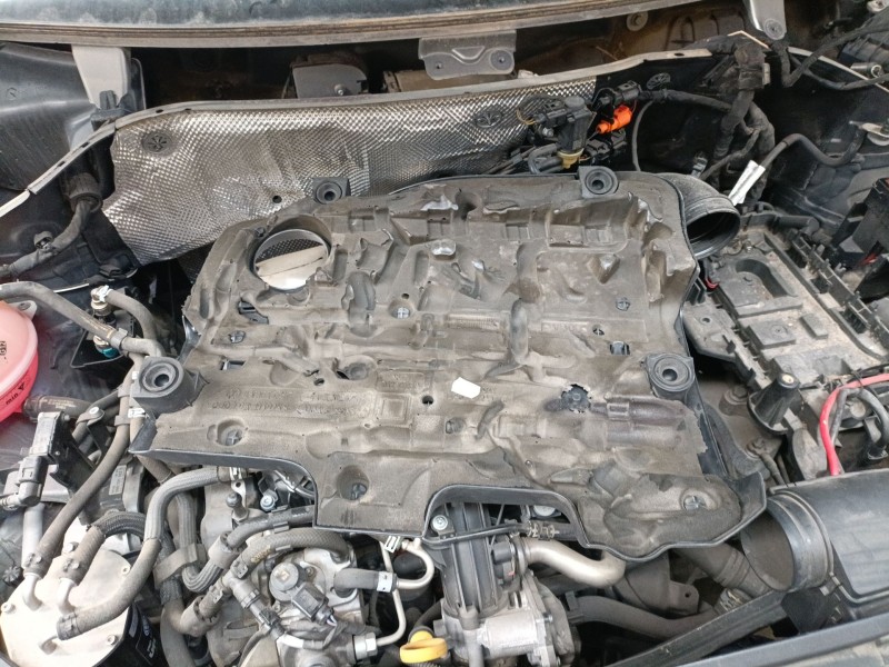 Recambio de tapa motor para volkswagen tiguan (5n_) 2.0 tdi referencia OEM IAM   
