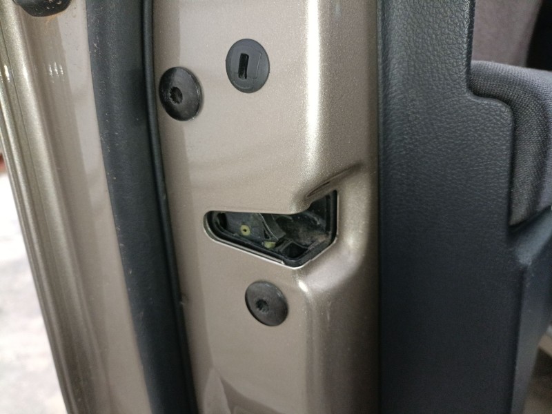 Recambio de cerradura puerta delantera izquierda para volkswagen tiguan (5n_) 2.0 tdi referencia OEM IAM   