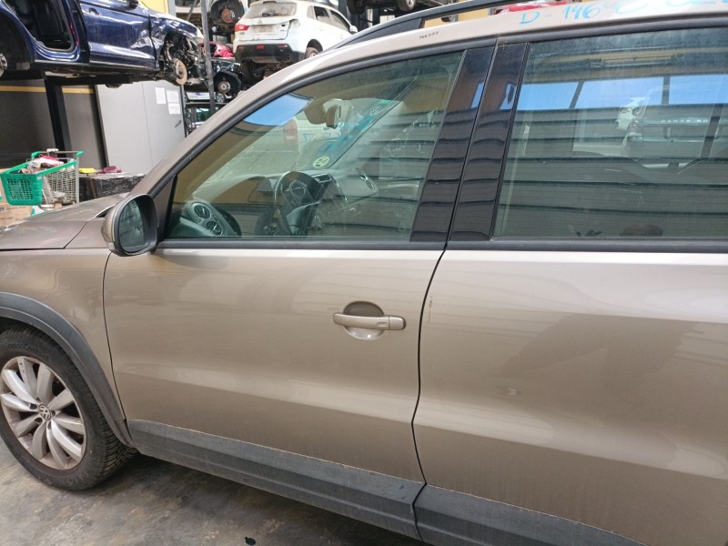 Recambio de puerta delantera izquierda para volkswagen tiguan (5n_) 2.0 tdi referencia OEM IAM   