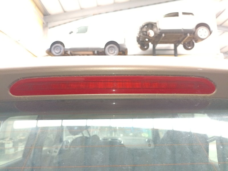 Recambio de luz central de freno para volkswagen tiguan (5n_) 2.0 tdi referencia OEM IAM   